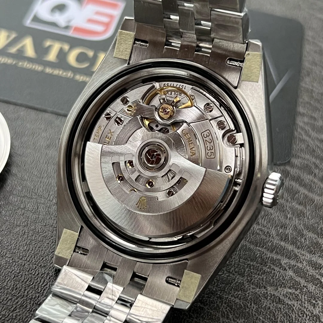 Superclone Rolex Datejust 41mm Rhodium Dial 126334 Jubilee - gallery
