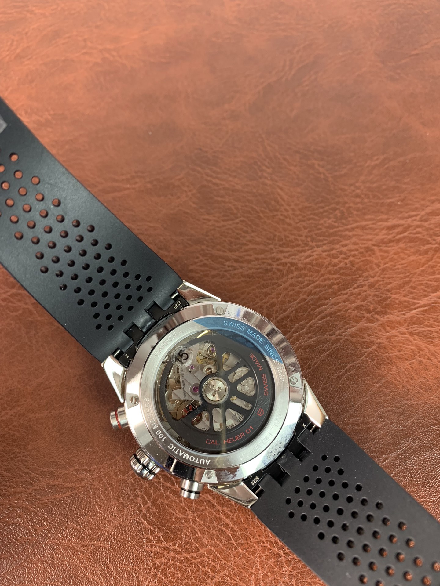 Tag Heuer Carrera Calibre Heuer 01 43mm CAR201Z.FT6046 - gallery